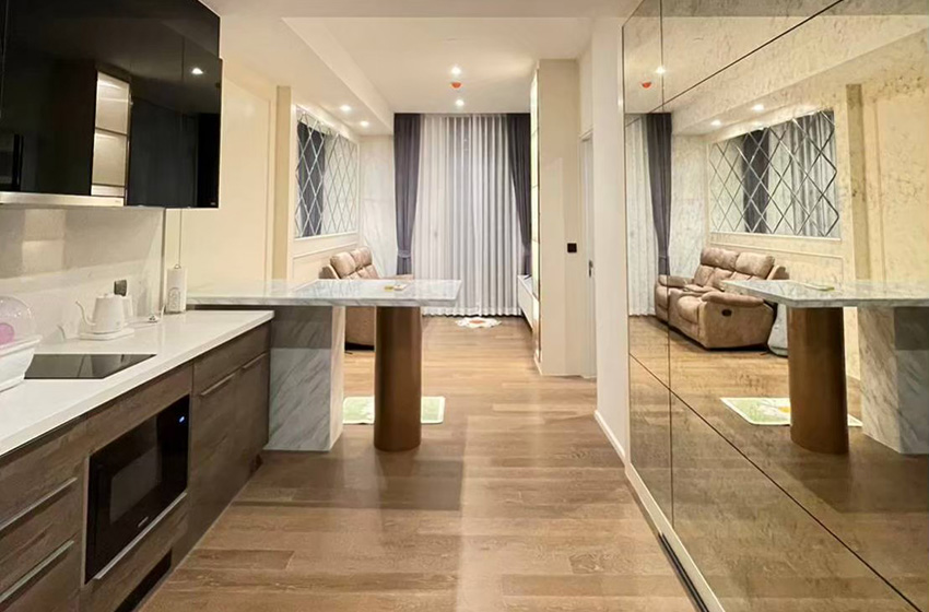 Condominium in Ploenchit 